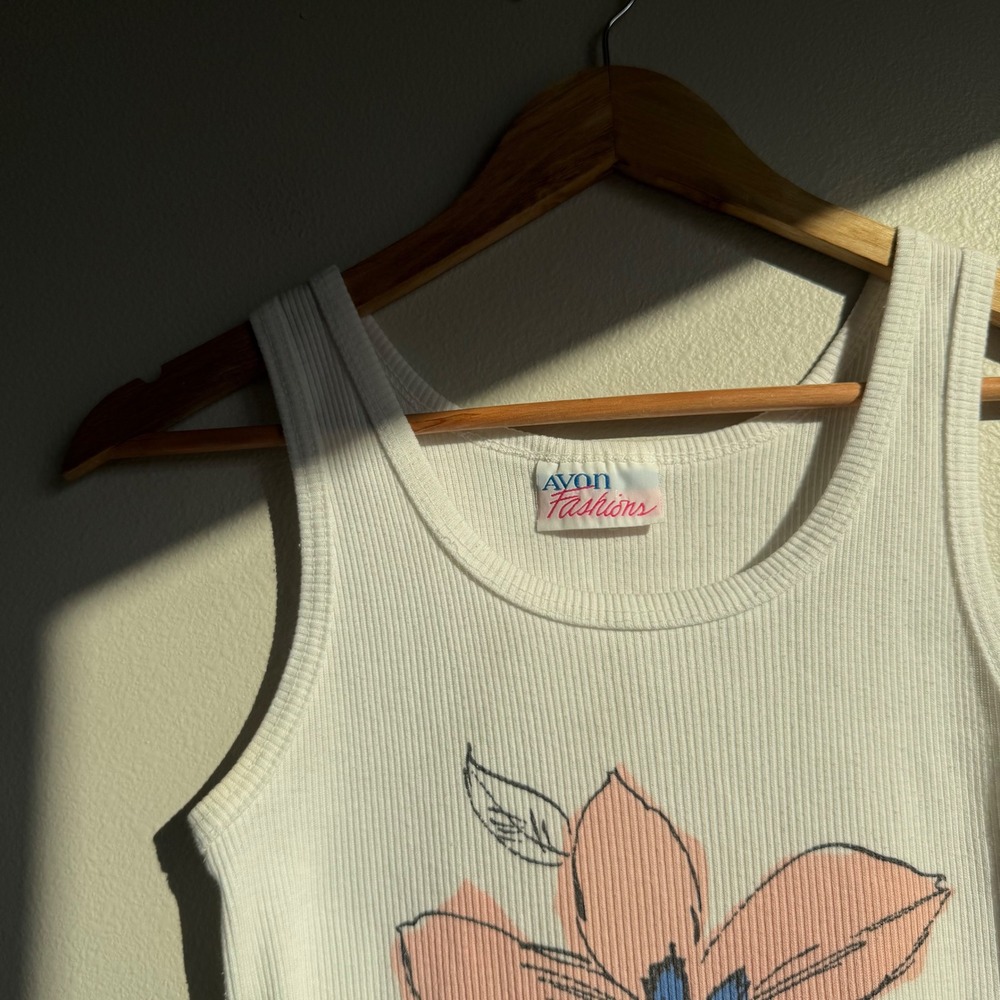 Vintage Avon Fashions Single-stitch Flower Print Cropped Ribbed Tank - Picture 4 of 7